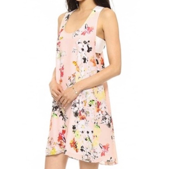 Club Monaco Rosan Floral Dress size 2 / 4 (runs big) - Picture 2 of 6